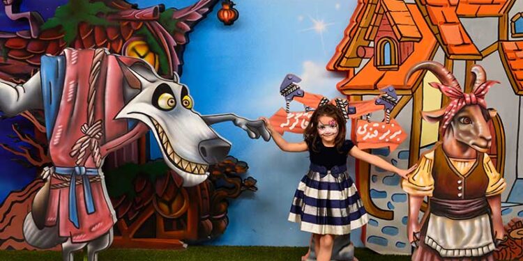 سرزمین افسانه ها برج میلاد تهران