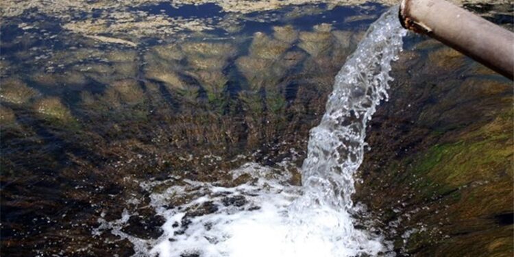 آبفروشی در دماوند تعقیب قانونی دارد