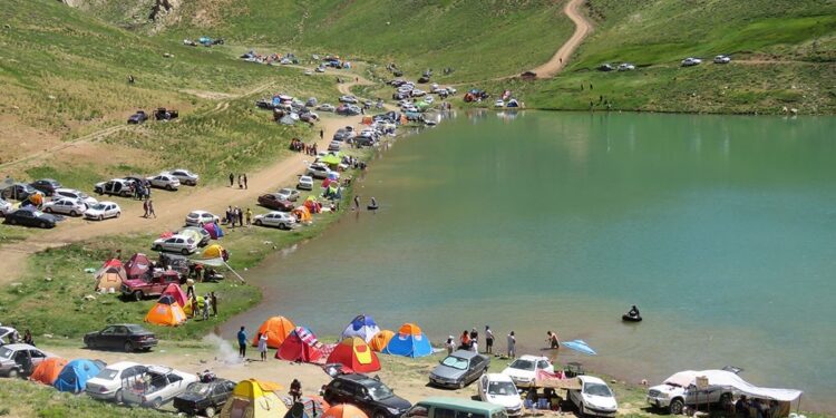 مناطق گردشگری فیروزکوه امروز تعطیل است