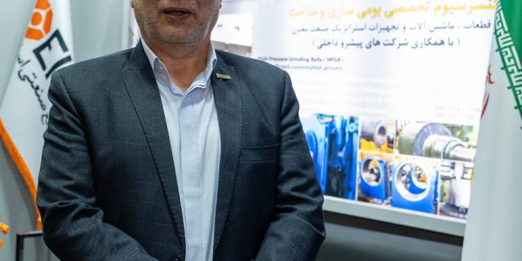 مجتمع صنعتی اسفراین با تولید قطعات با تکنولوژی بسیار بالا نیاز جهانی را تامین میکند(+فیلم)