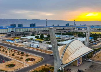 مدیریت اقتصاد با فعال شدن ظرفیتهای منطقه ویژه اقتصادی لامرد