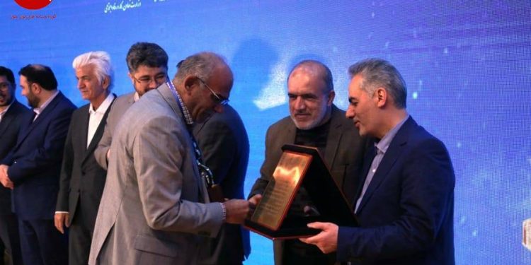 معرفی شرکت پالایش نفت بندرعباس به عنوان کارفرمای برتر سازمان تامین اجتماعی کشور