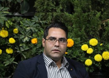 بازار گل در غرب تهران افتاح شد